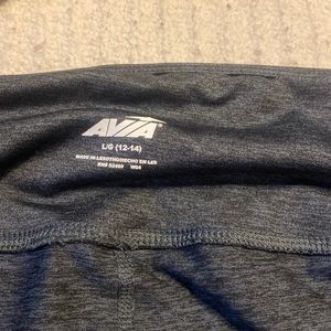 Black/grey capri leggings